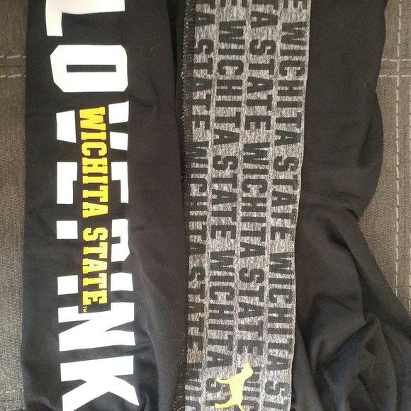 Wichita state vs pink leggings - Picture 3 of 7